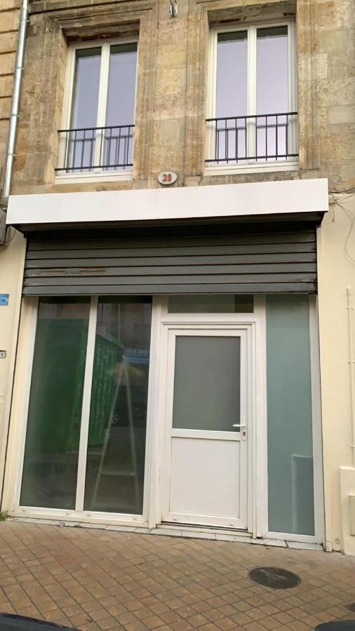 Studio Avec Lumiere D'Ambiance - Proche Victoire Lägenhet Bordeaux Exteriör bild